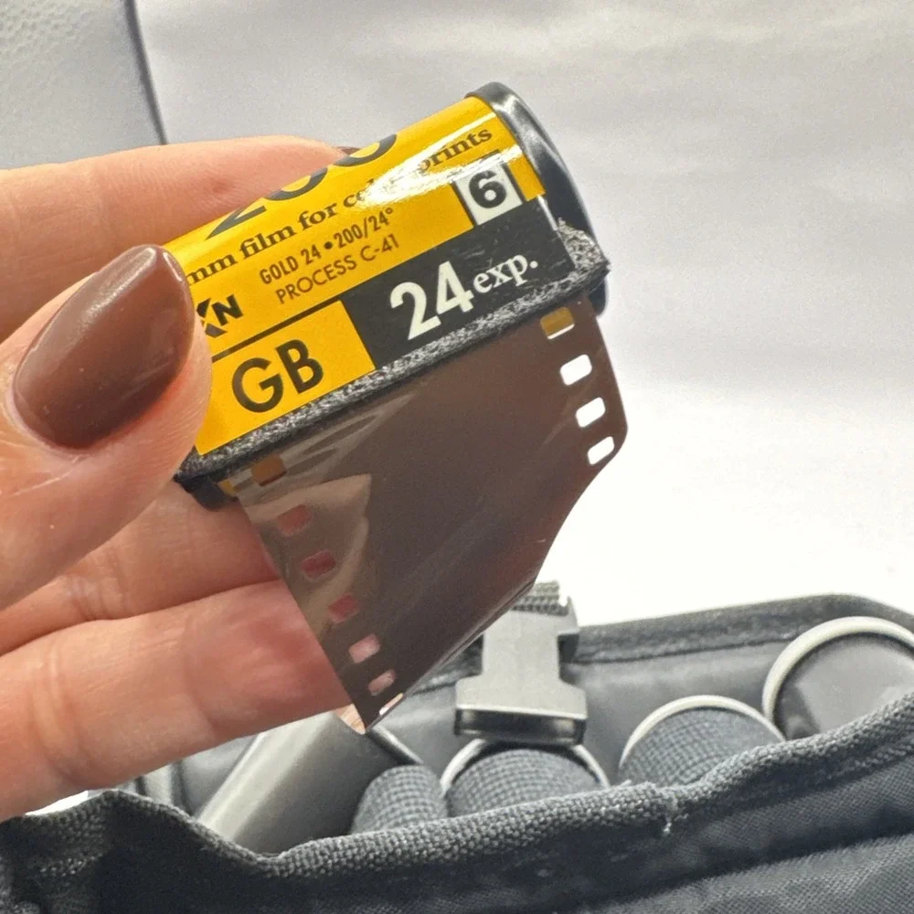 KODAK K500 38 MM f56 Kodar Lens Film Camera VR35 w/ Built In Flash With‎ Case